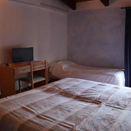 Le Dell'ancora Monzambano