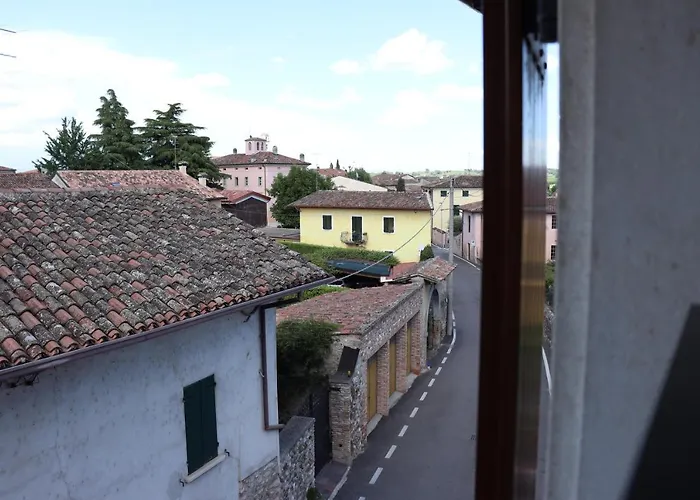 Le Dell'ancora Monzambano